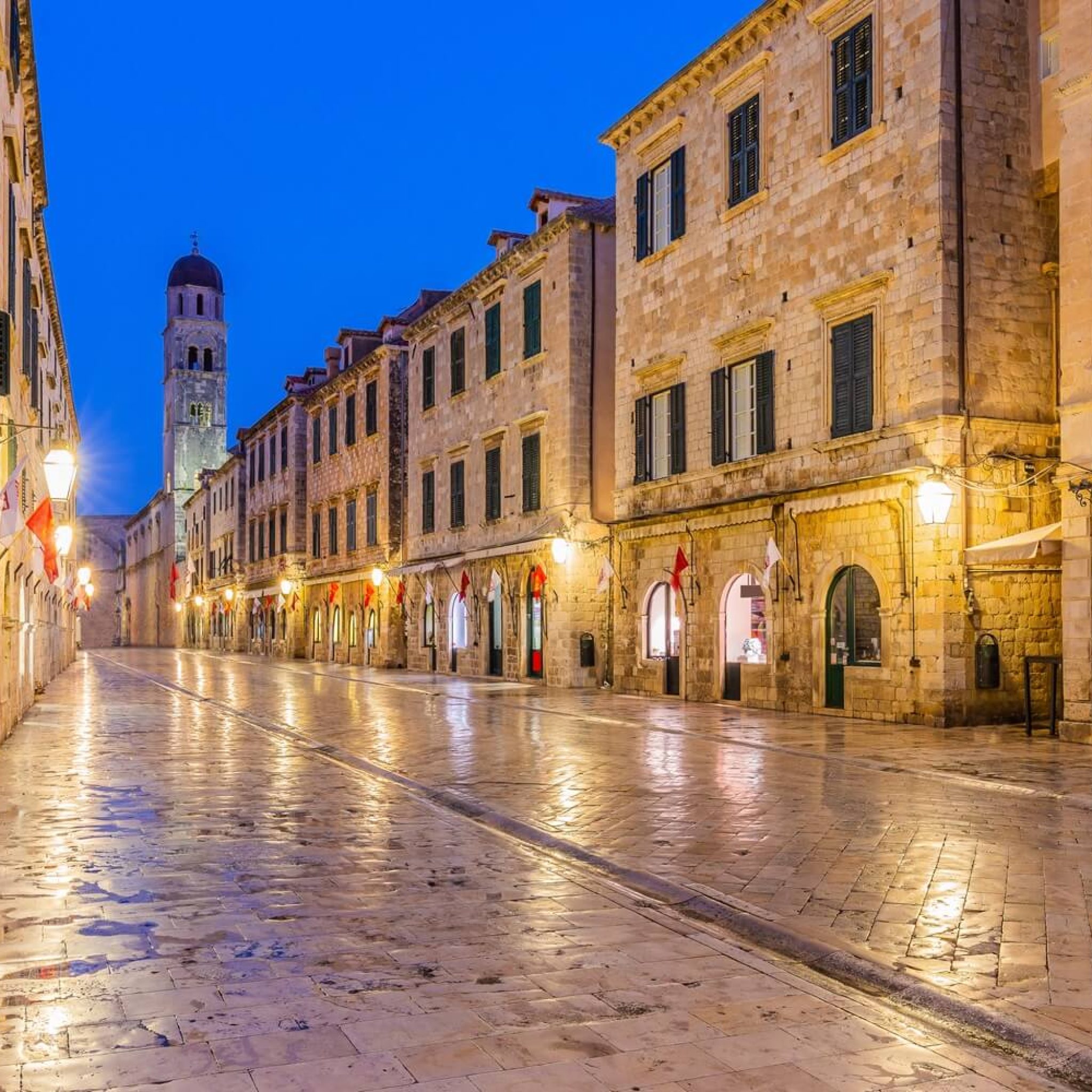 Stradun die Hauptstrasse in Dubrovnik
