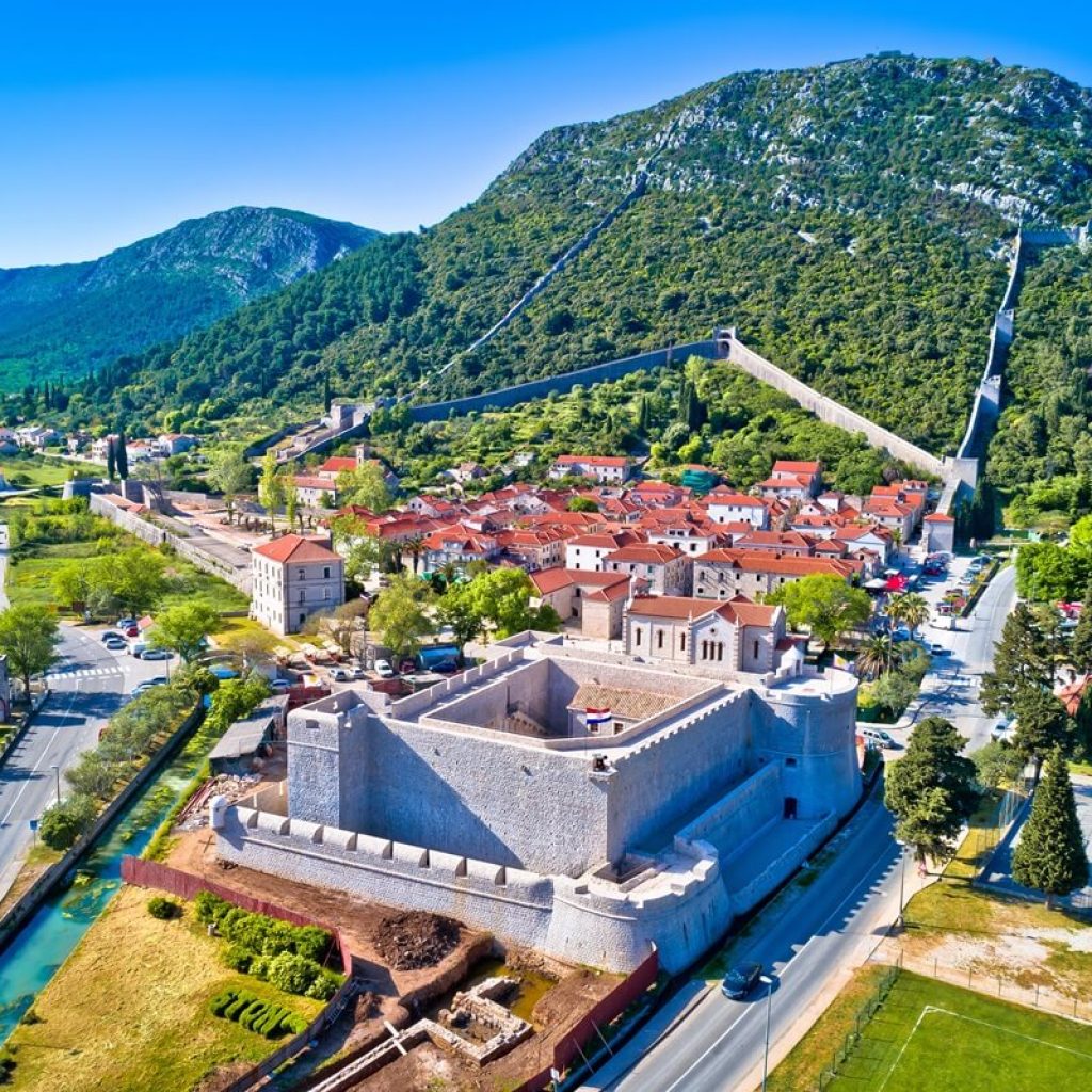 Ston Kroatien Die größte Wehrmauer in Europa